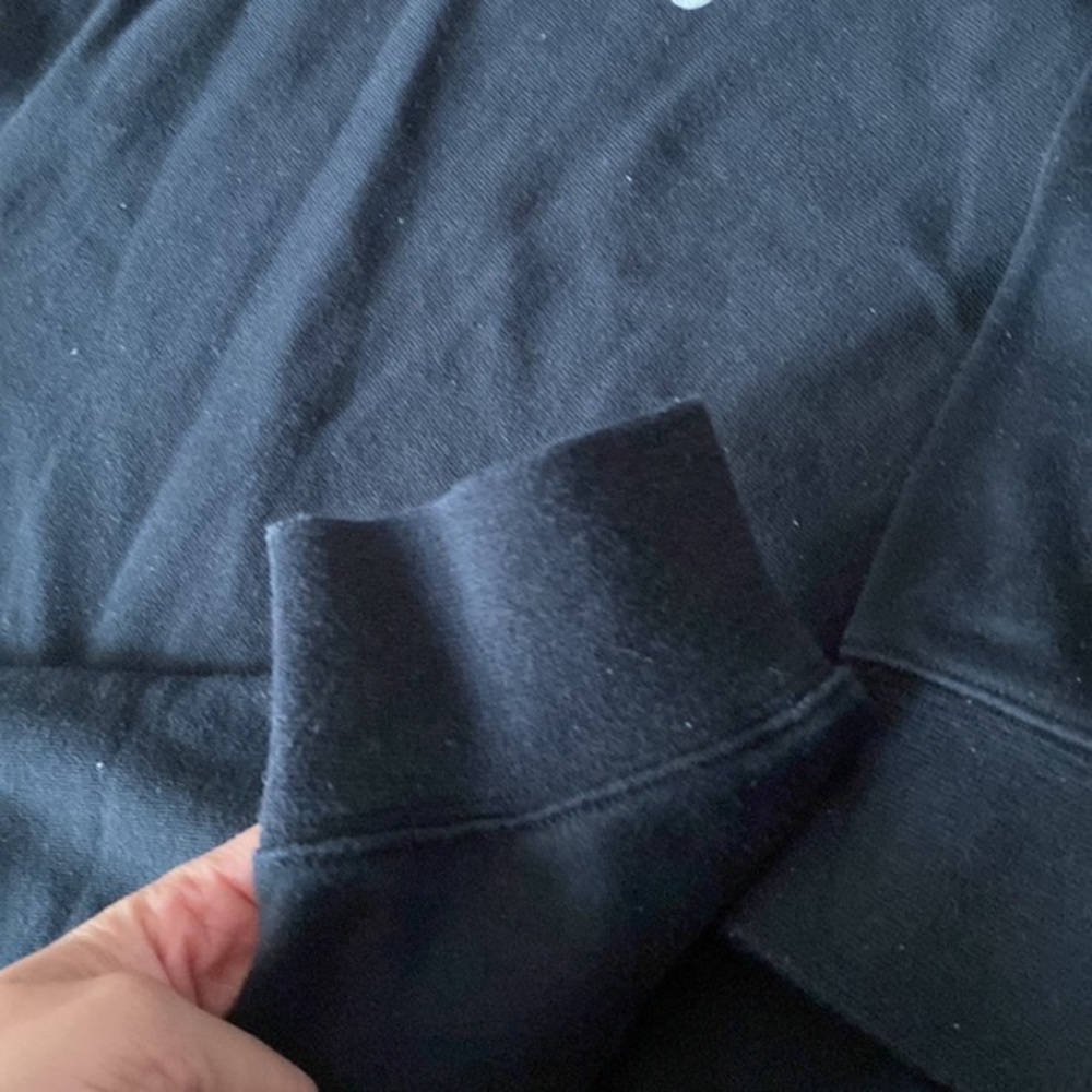 Nike cropped hoodie XL worn once EUC adjustable waist. - Picture 3 of 5